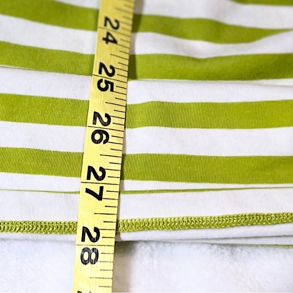 Michael Kors *NWT* 1X Women’s Lime Green & White Stripe short Sleeve Top - Picture 5 of 9
